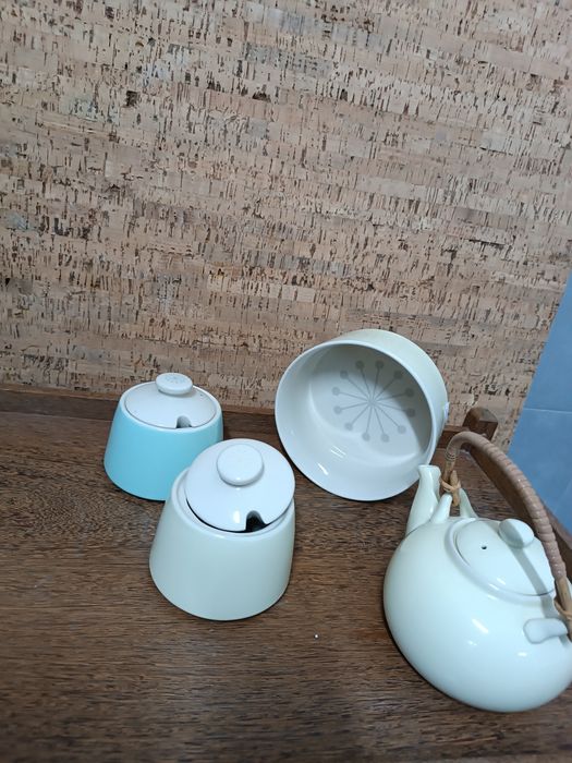 Colorful Porcelain Set437280049191997444