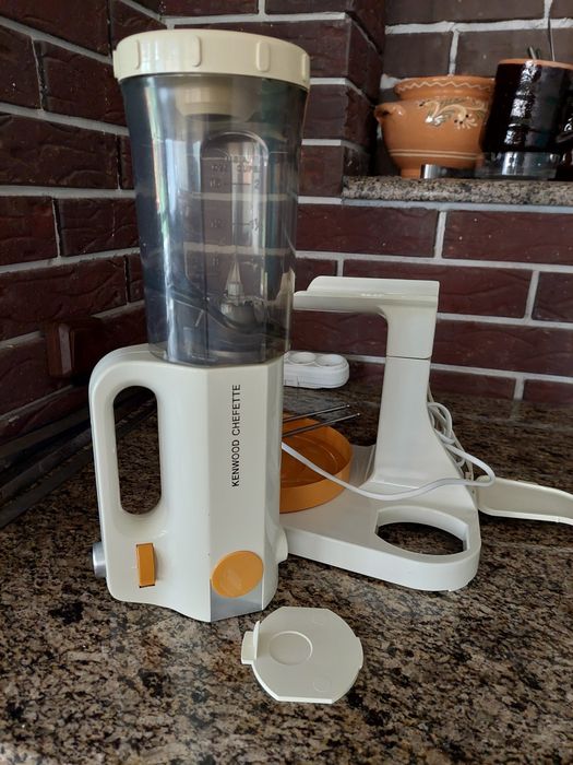 Кухонний комбайн Kenwood Chefette 70-х гг