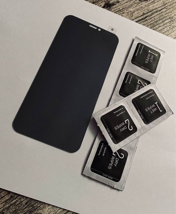 Захисне скло антишпигун на ваш айфон