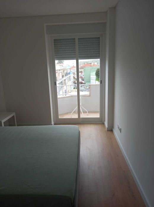 Belo Quarto em Queluz