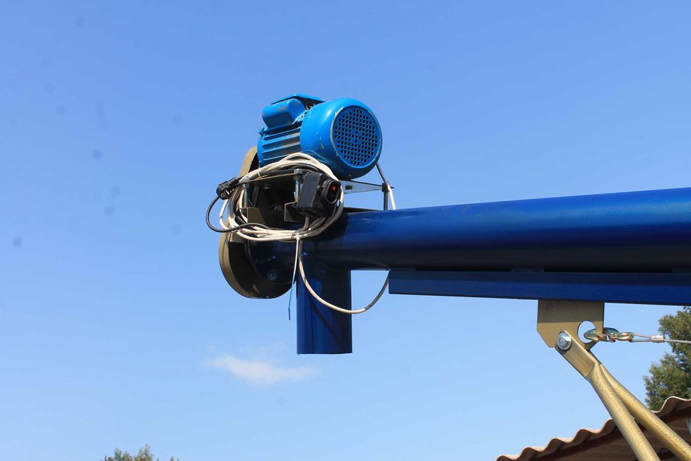 Шнековый погрузчик (гвинтовий навантажувач, перевантажувач) зерна