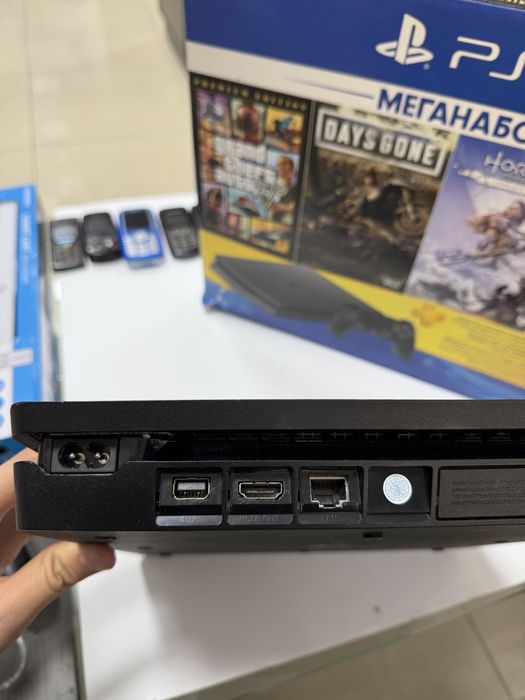 PlayStation 4 slim 1 TB/ пс 4 слім 1 тб