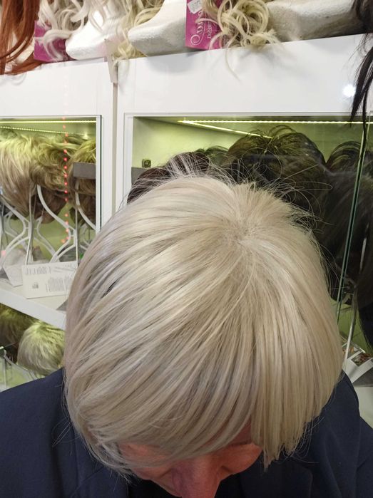 Tupet damski, topper , dopinka w kolorze jasny blond 30cm z grzywką