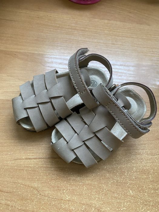 Сандалі дитячі (закриті) 12 см (розмір 20)