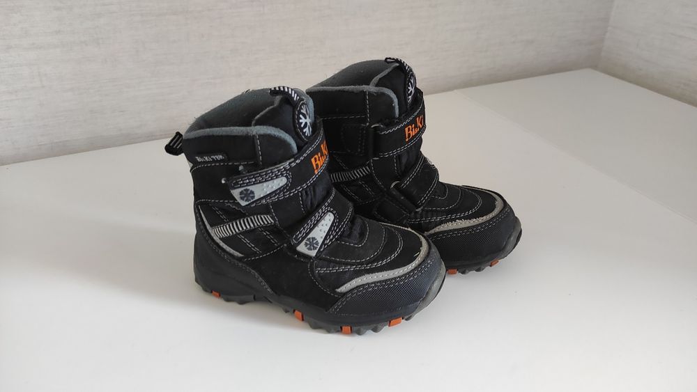 Черевики зимові ботинки дутіки дитяче взуття демісезонне