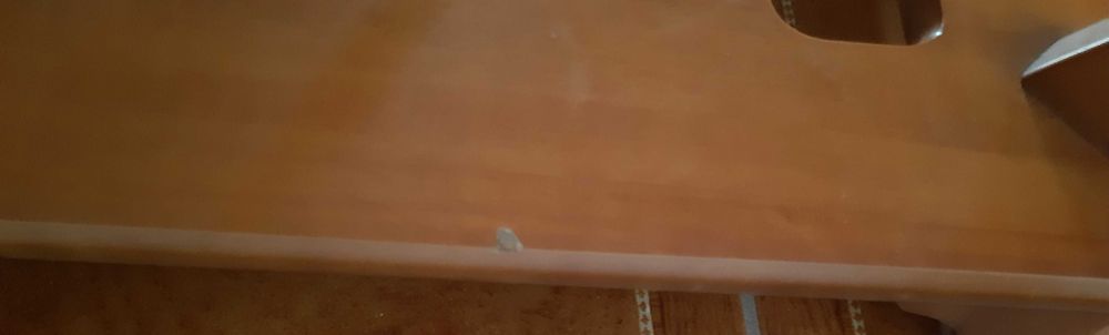 Mesa de centro em cerejeira