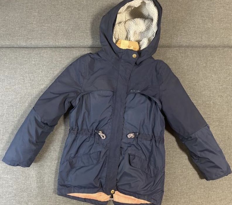 Тепла дитяча  куртка decathlon 133/142