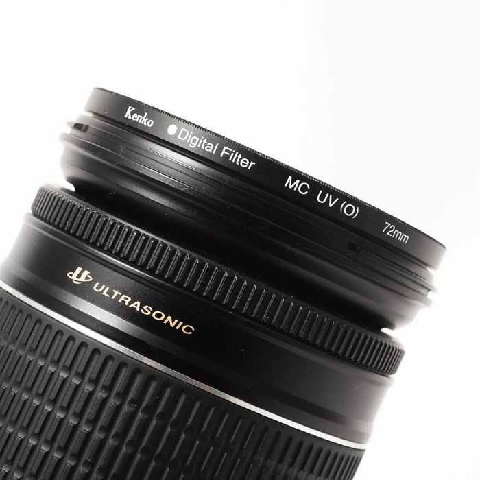 Об'єктив Canon Zoom Lens EF 28-200mm f/3.5-5.6 USM