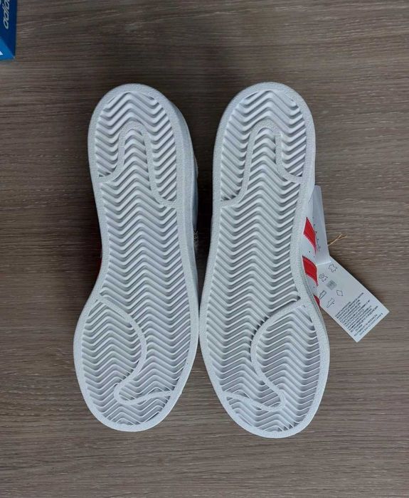 Nowe Adidas Superstar rozmiar 37 1/3
