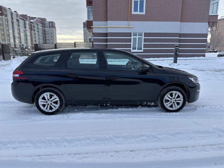 Peugeot 308 2016 рік 1,6HDI