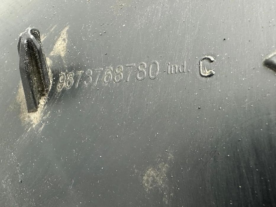 Cave Roda Frente Direita / Esquerda - Peugeot 208 I (2016)