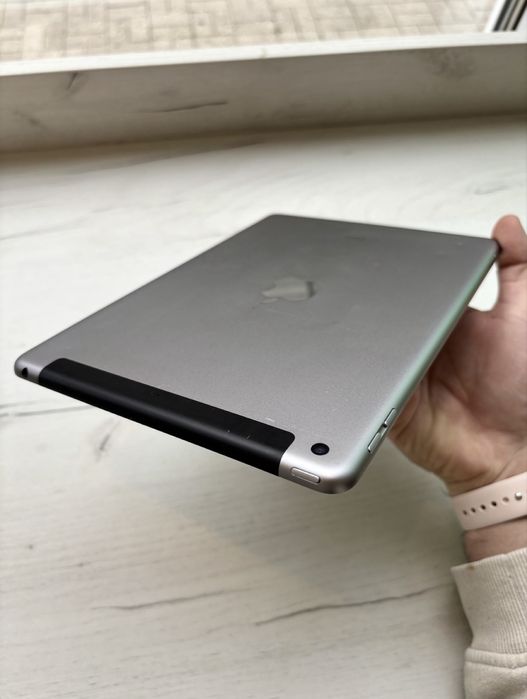Ipad 5 Space Gray чудовий стан