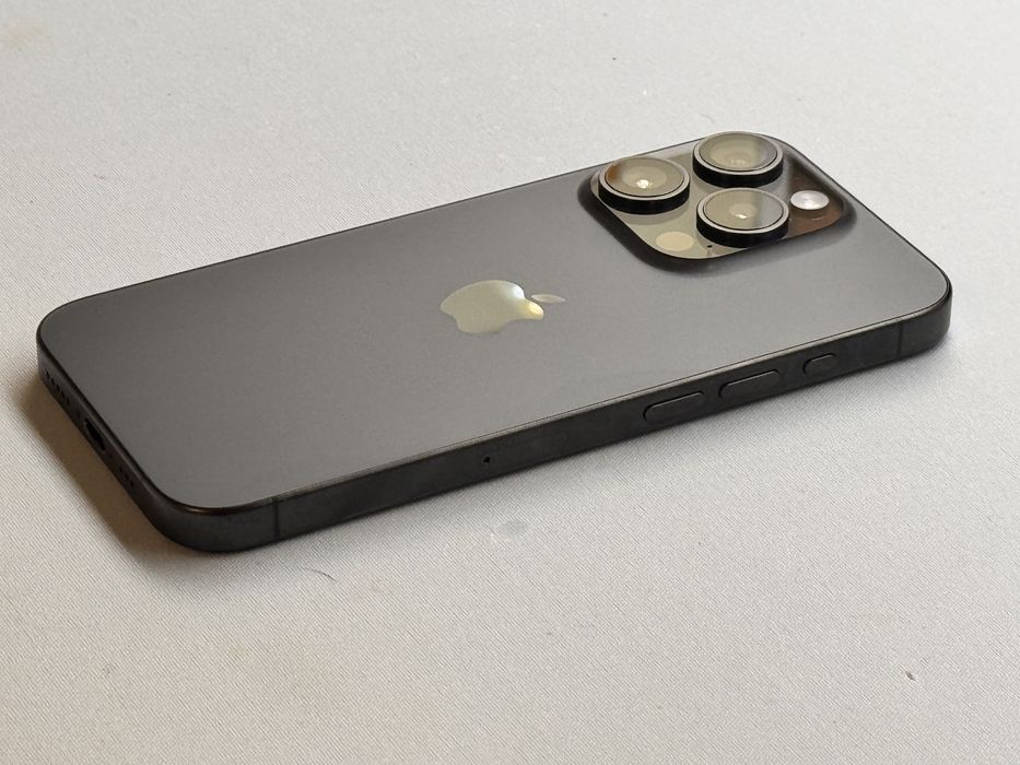 Iphone 15 pro 128 gb black