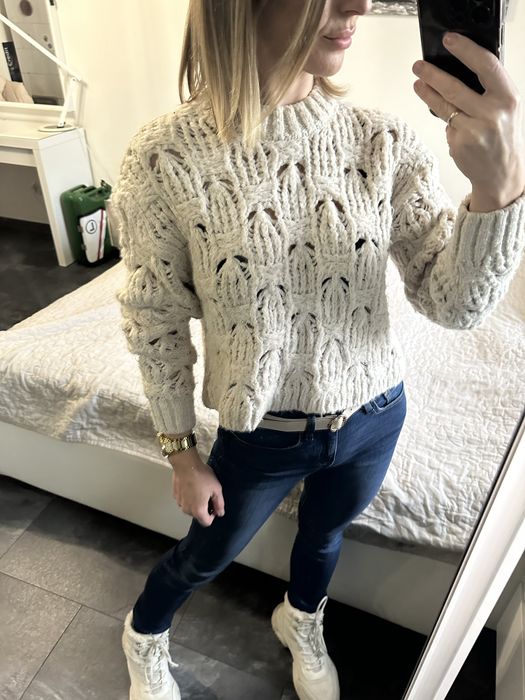 Sweter ażurowy Reserved