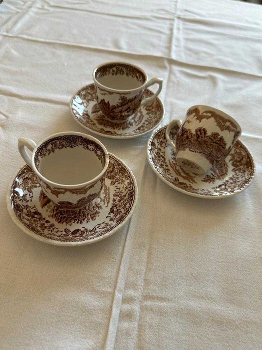 Serviço de loiça inglesa.