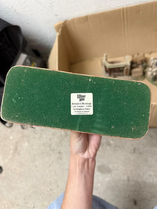 Lilliput Lane L2286 Buckingham Palace