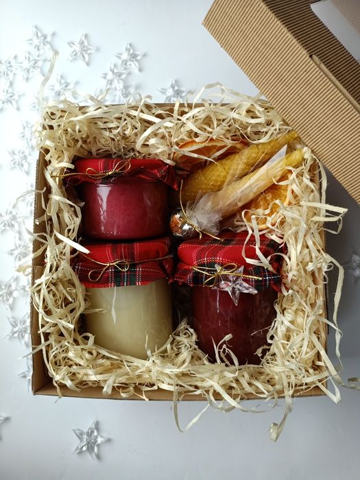 Prezenty miodowe kosz prezentowy miód