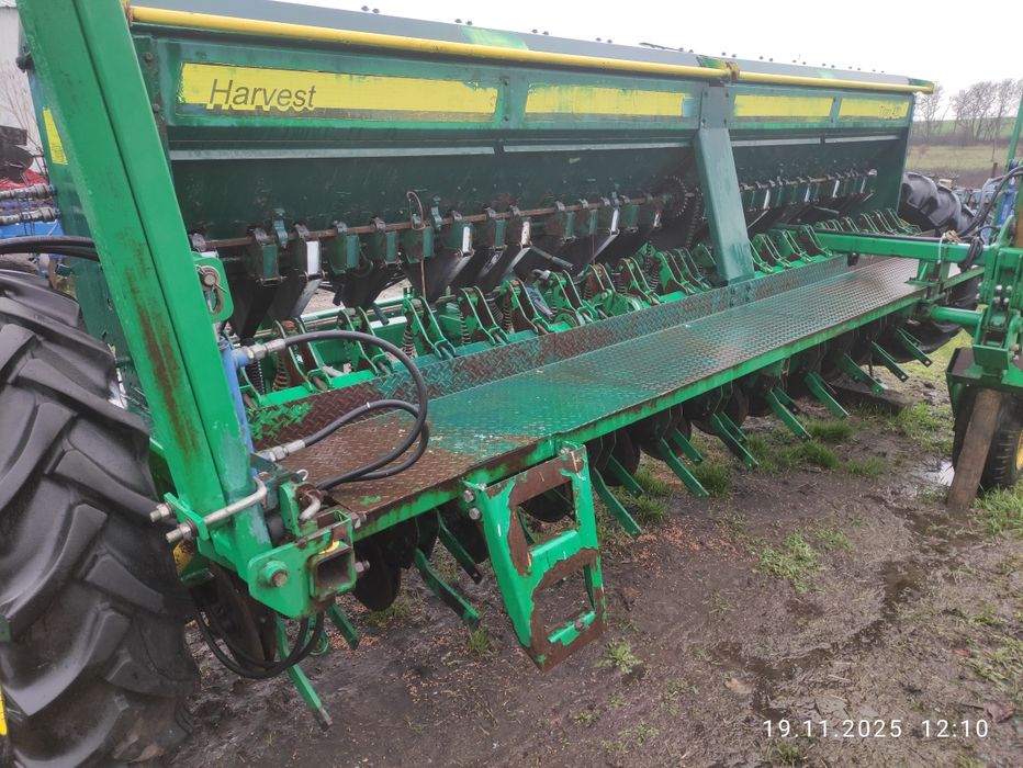 Продам сівалку харвест тітан 420