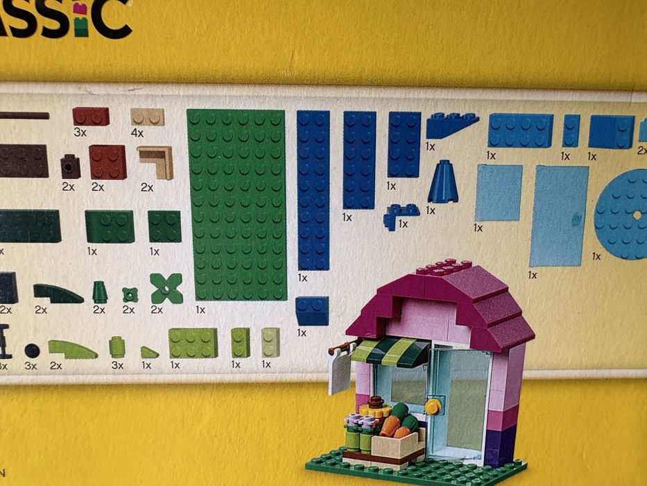 Lego classic ideas included