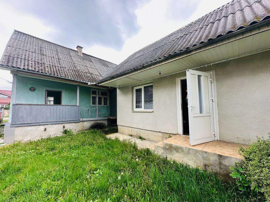 Продається будинок у смт. Буштино