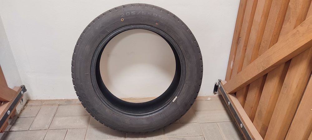 Opony zimowe Firemax FM805+	 JAK NOWE
205/55 R16 91 H