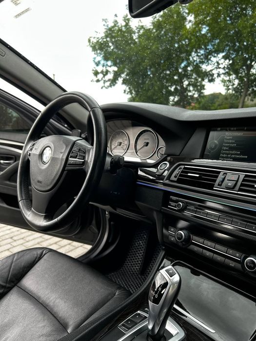 BMW 5 series F10  2012р.