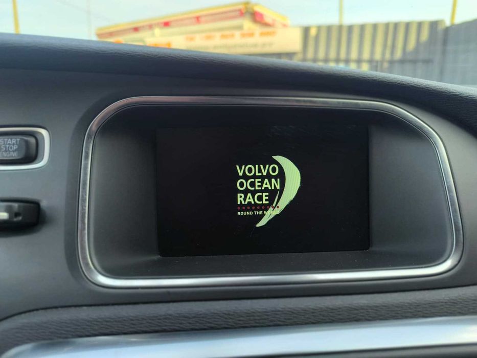 Volvo V40 1.6D2 115CV GPS Pele Vidros Escuros