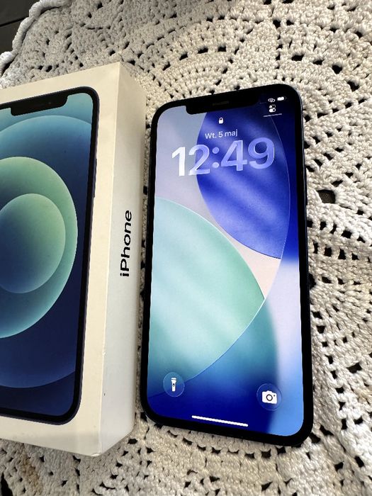 Sprzedam iPhone 12  64Gb w kolorze niebieskim
