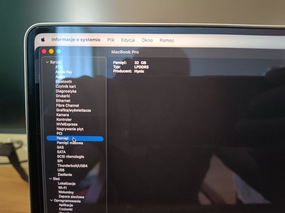 Macbook Pro M1 Pro 32 GB RAM 512 GB SSD