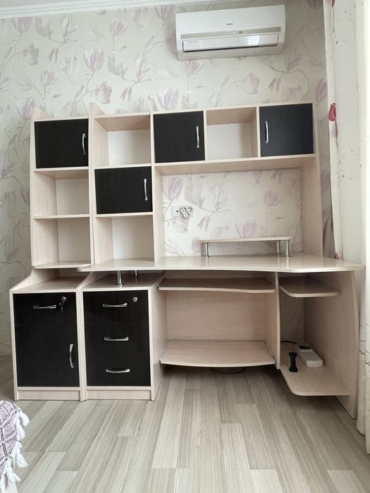 Модульна стінка