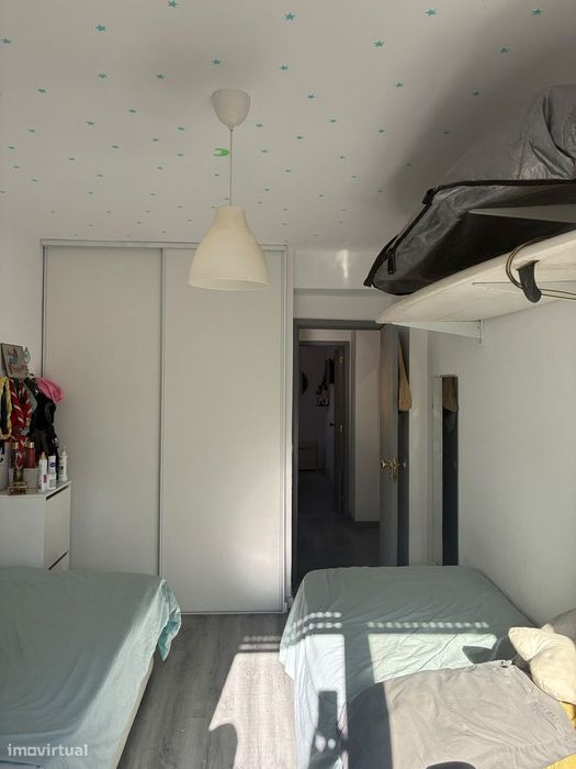 Apartamento T2 na Rua da Fenache, Caparica