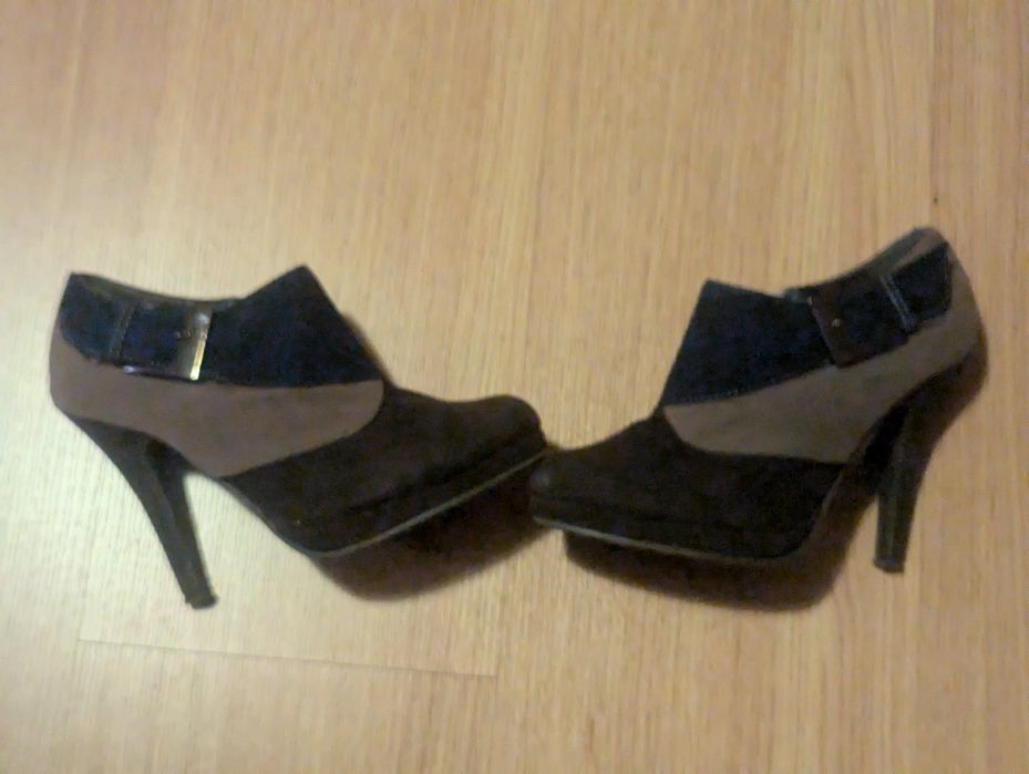 Botins Seaside 37432482007573473281