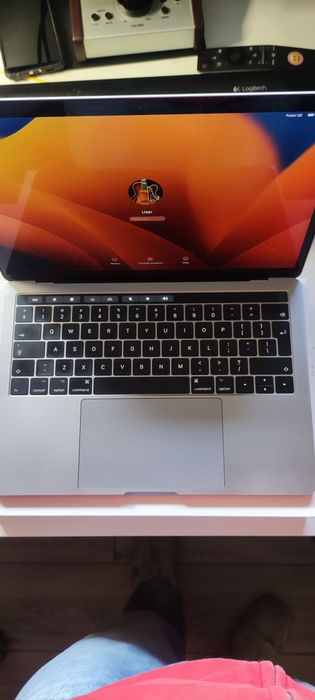 MacBook Pro 13  2017 16 GB ram 1TB SSD 4 porty Thunderbolt 3