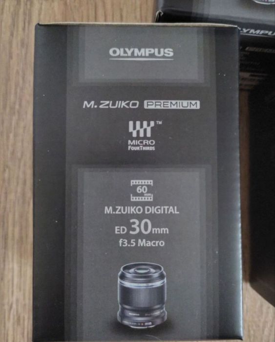 Новий об'єктив OLYMPUS M.ZUIKO DIGITAL ED 30mm f/3.5 Macro