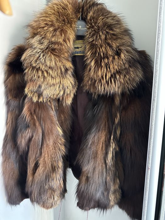 Шуба із натурального хутра. Чорнобурка