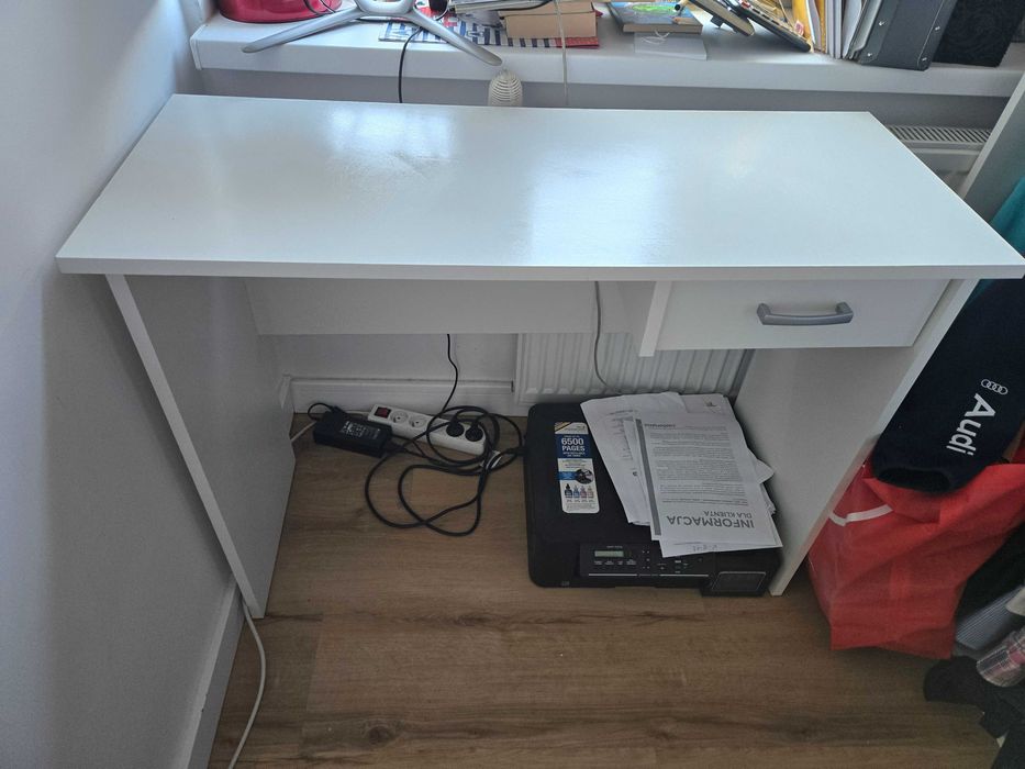 Małe biurko jysk Karup