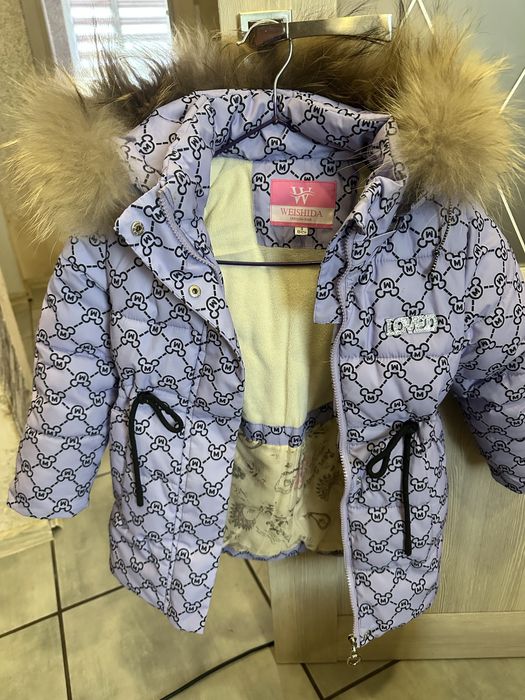 Зимова куртка для дівчинки