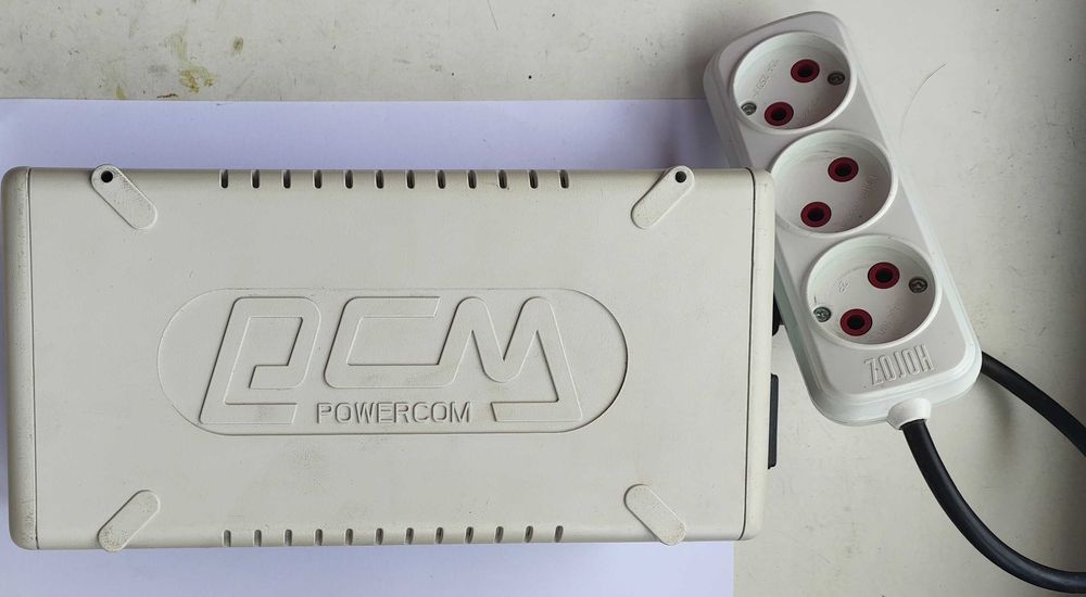 UPS PowerCom WAR-500A