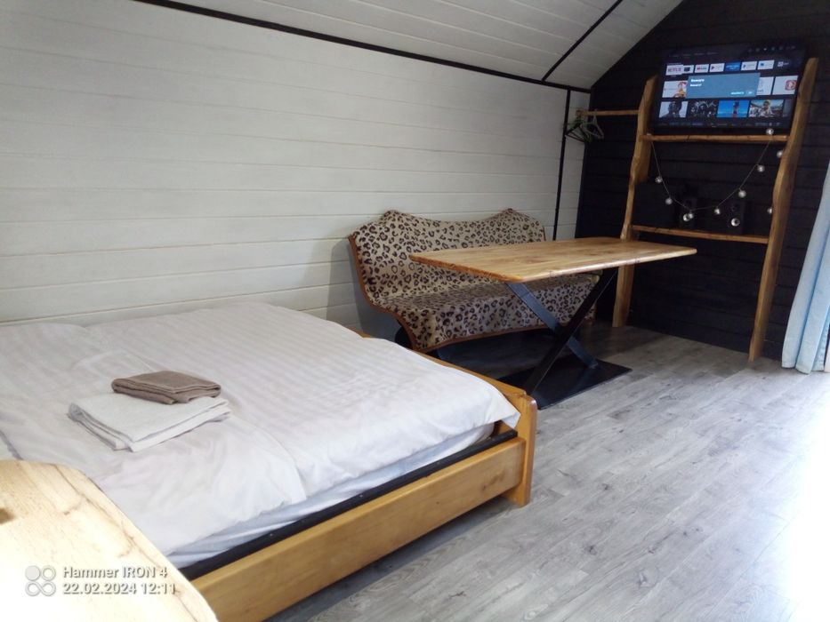 Здається будинок (центр Верховини)