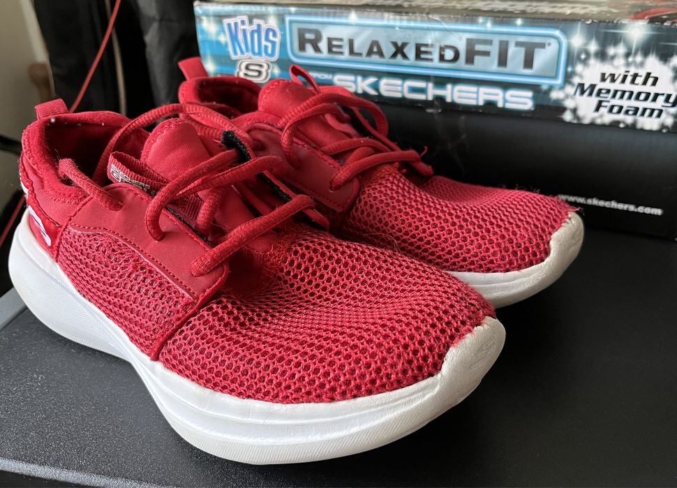 Кросівки skechers 36