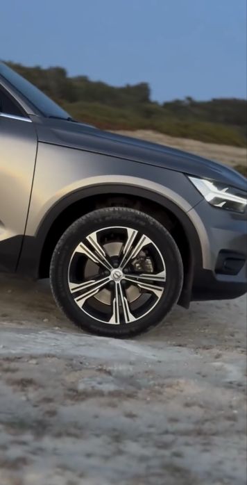 Volvo XC40 T5 Hibrido Plug-In (Iva dedutivel)