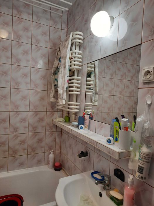 Gryfino wynajem 1 pokój w mieszkaniu 3 pokojowym.