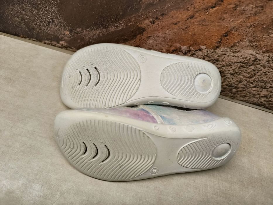 BECK kapcie dziewczęce rozm.30 wkładka 18.5cm
