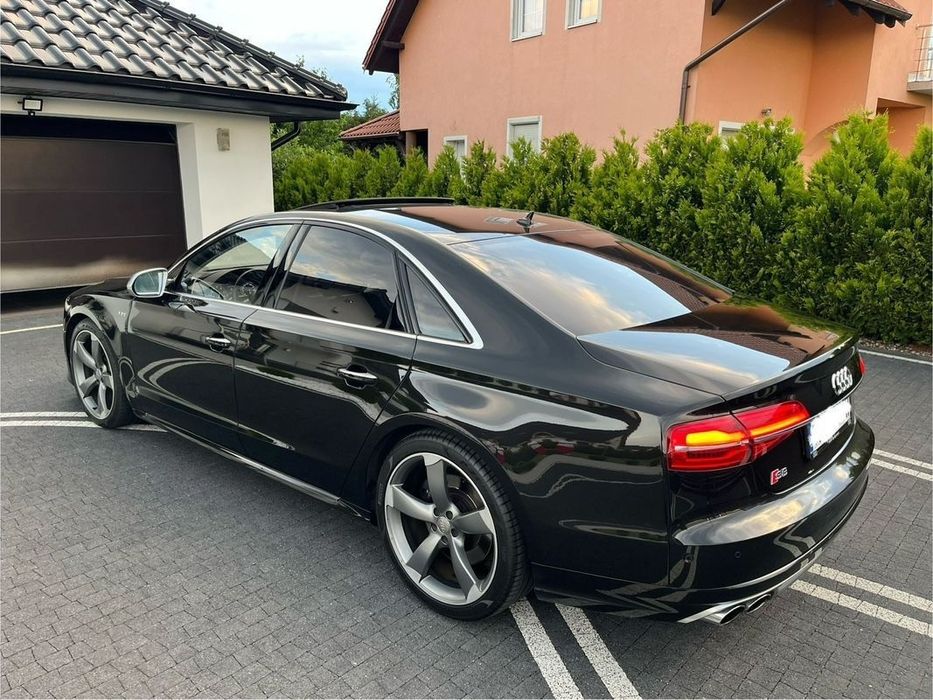 Auto Samochód do ślubu Audi S8