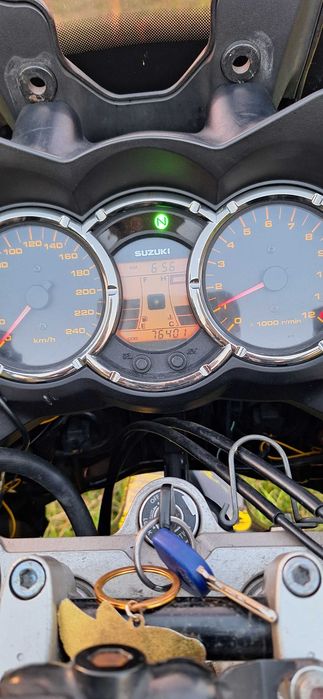 Suzuki DL 1000 v-strom