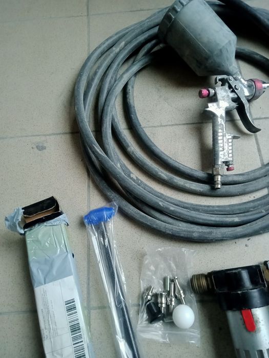 Краскопульт,аэрограф, регулятор давления