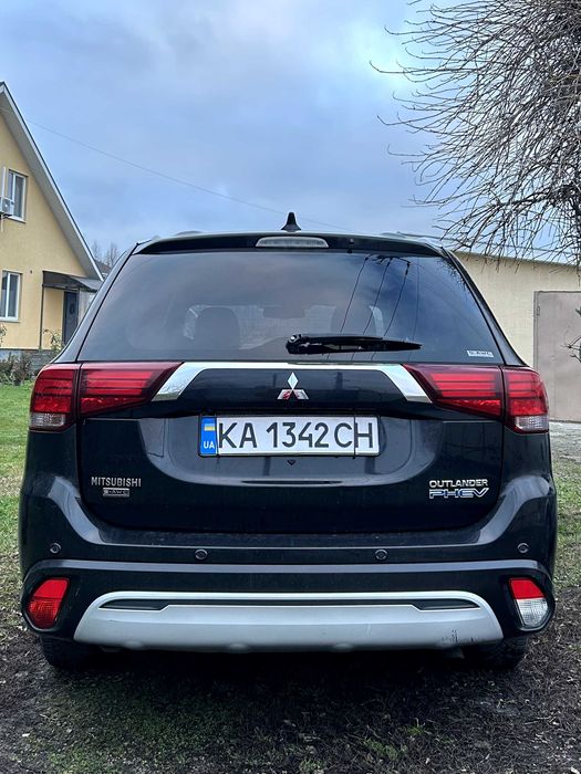 Mitsubishi Outlander PHEV