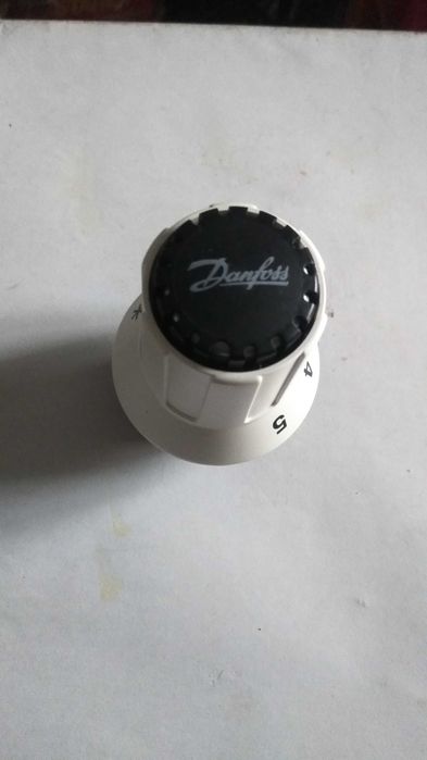 Термоголовка Danfoss RAE ,отопление