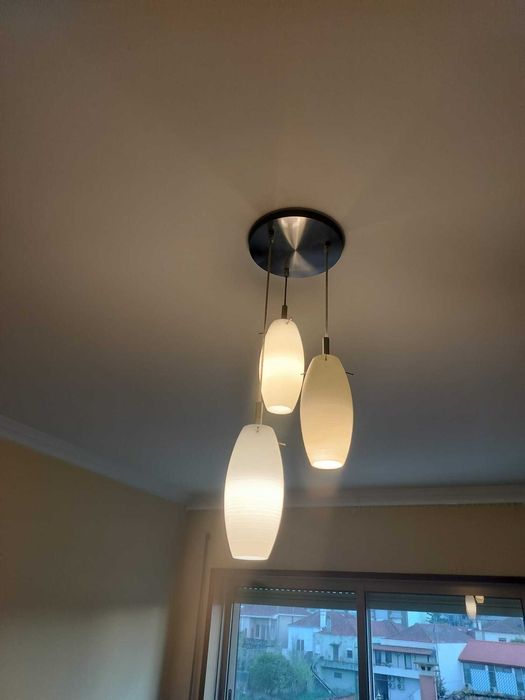Candeeiro de sala com 3 lâmpadas