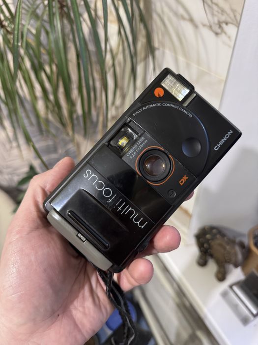 Пленочный фотоаппарат CHINON Multi Focus Auto 300I